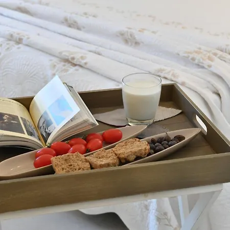 펜션 Modern House Near Parikia With 3 Bedrooms & 2 Bath Páros