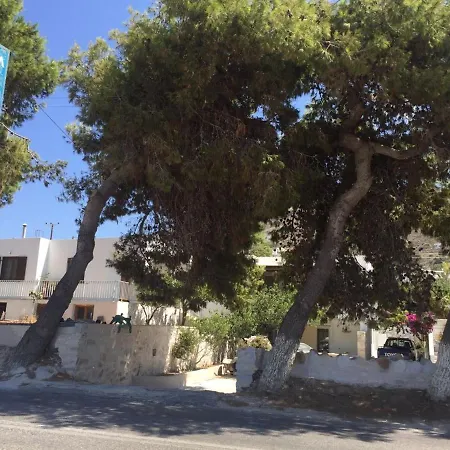 Modern House Near Parikia With 3 Bedrooms & 2 Bath