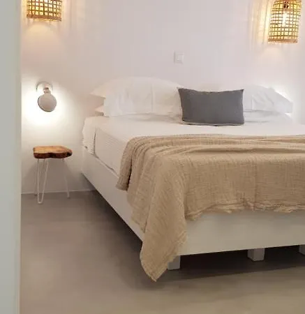 Modern House Near Parikia With 3 Bedrooms & 2 Bath * Páros