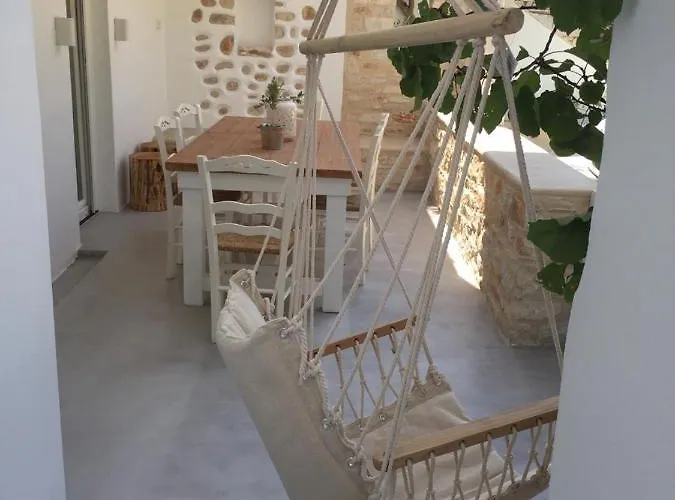 Modern House Near Parikia With 3 Bedrooms & 2 Bath Páros