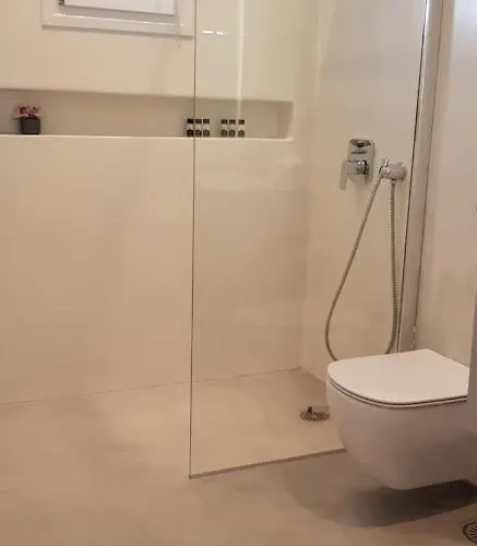 Modern House Near Parikia With 3 Bedrooms & 2 Bath * Páros