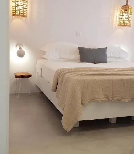 Modern House Near Parikia With 3 Bedrooms & 2 Bath * Páros